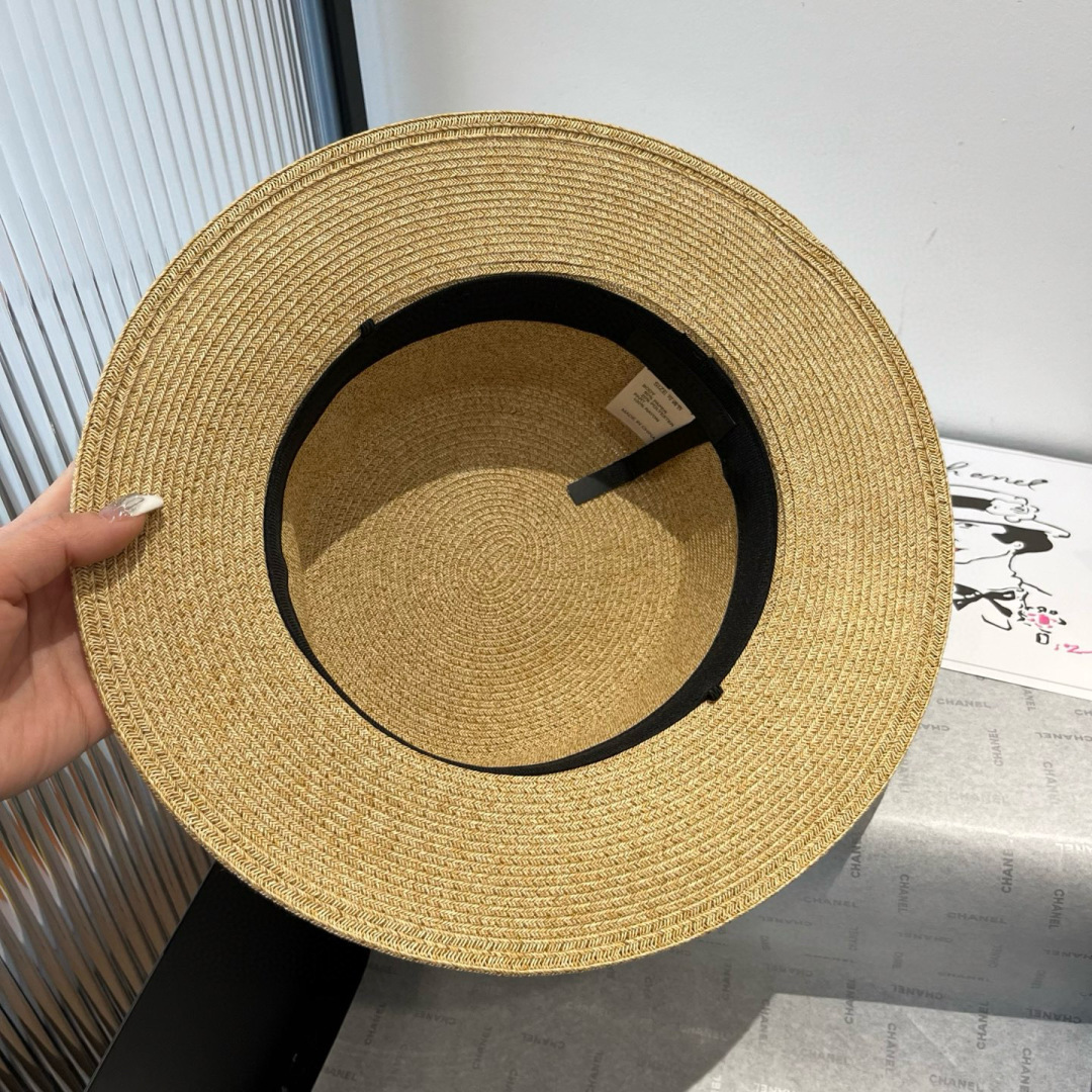P

普拉达新款平顶礼帽，名族风草帽，头围57cm