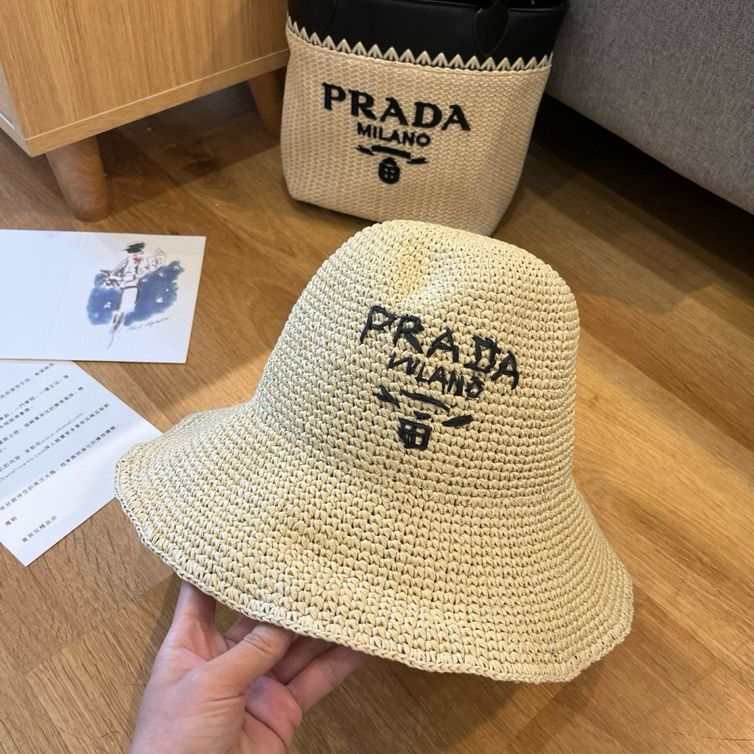 P

PRADA普拉达2025夏款折叠草帽，纯收工钩织，头围57cm，可折叠
