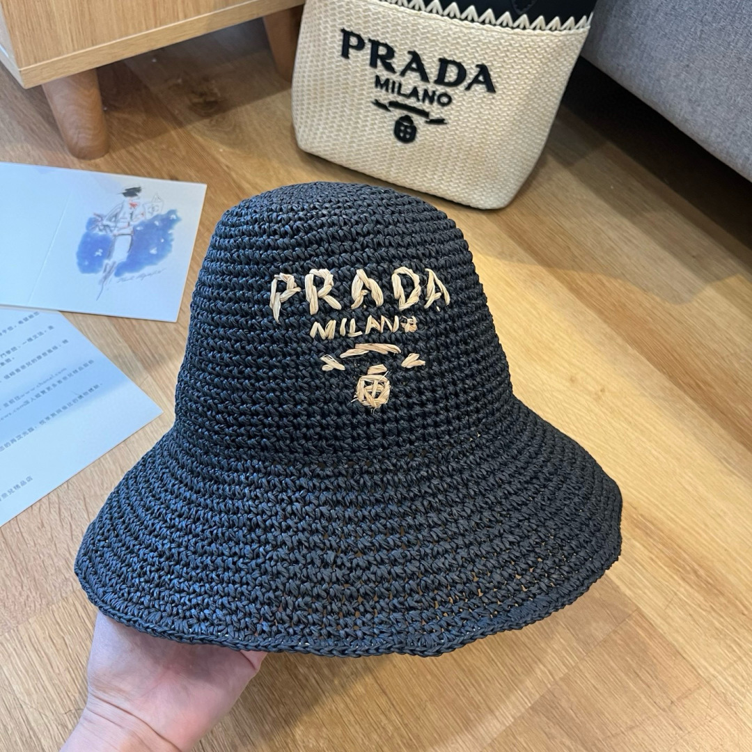 P

PRADA普拉达2025夏款折叠草帽，纯收工钩织，头围57cm，可折叠