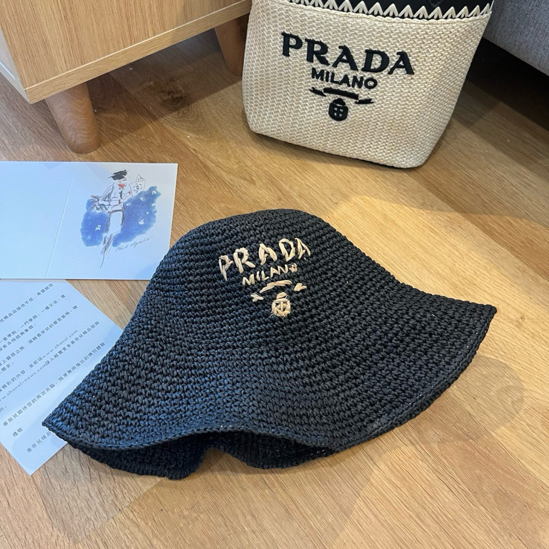 P

PRADA普拉达2025夏款折叠草帽，纯收工钩织，头围57cm，可折叠