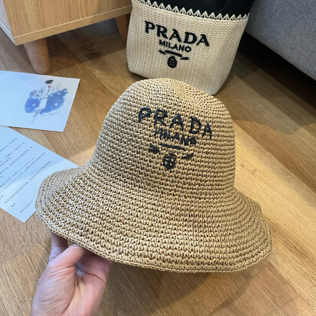 P

PRADA普拉达2025夏款折叠草帽，纯收工钩织，头围57cm，可折叠