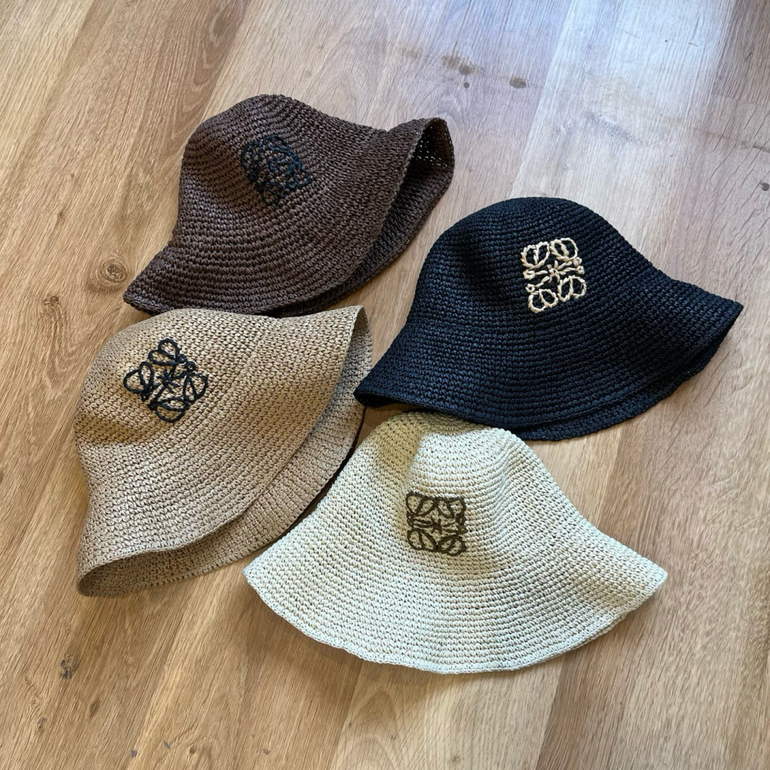 P

ＬＯＥＷＥ罗意威新款草帽，手工钩织草编帽，可折叠，携带方便，头围57cm