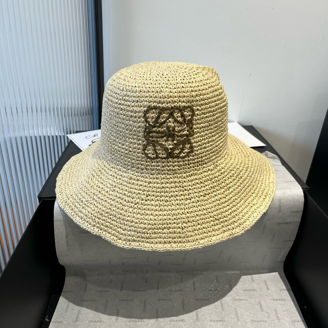 P

ＬＯＥＷＥ罗意威新款草帽，手工钩织草编帽，可折叠，携带方便，头围57cm