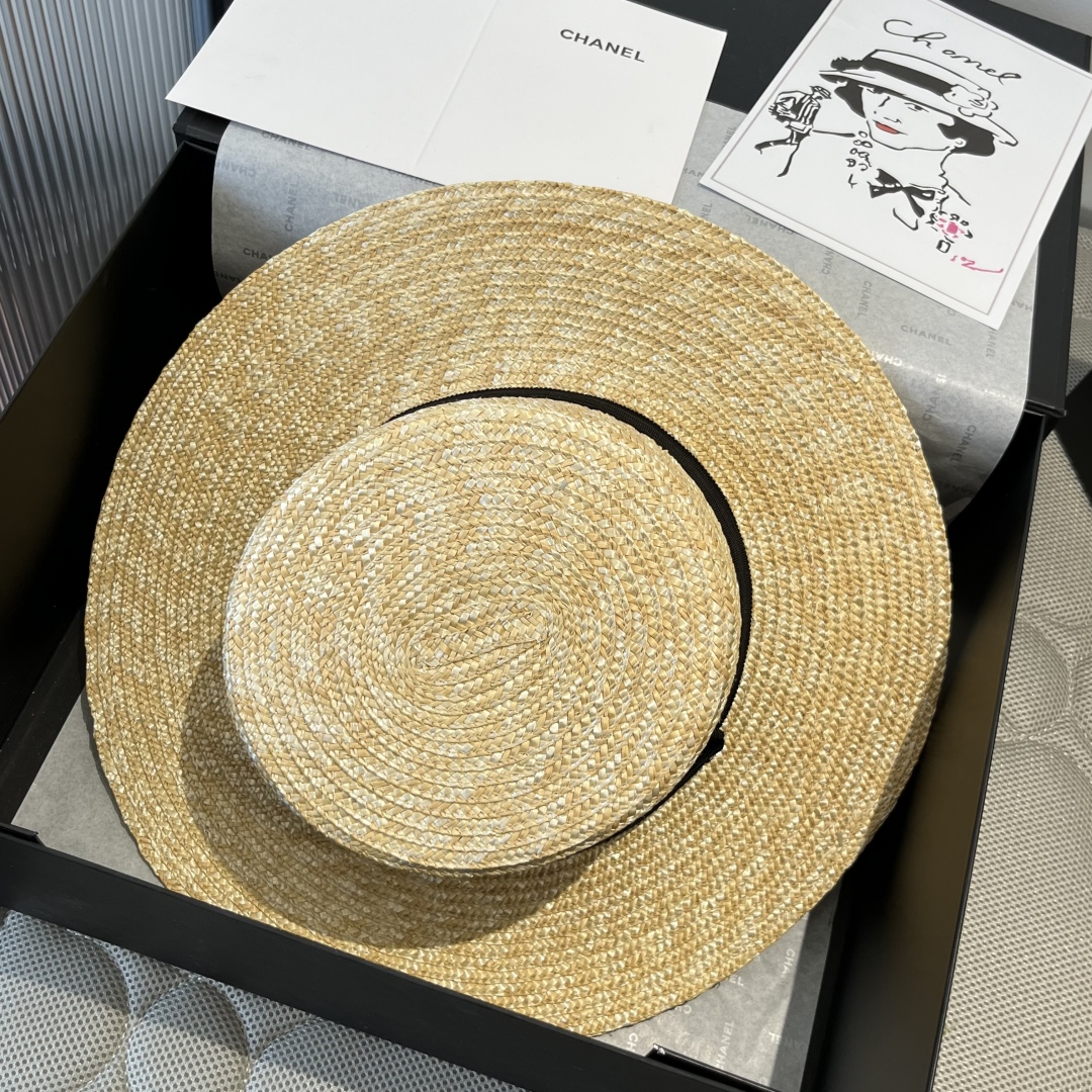 P

Gucci古奇平顶麦秆草礼帽。高级定制
