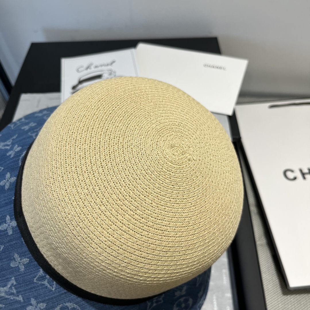 

Lv新款草帽，拉菲草制作，拼老花面料，名媛必备，头围57cm