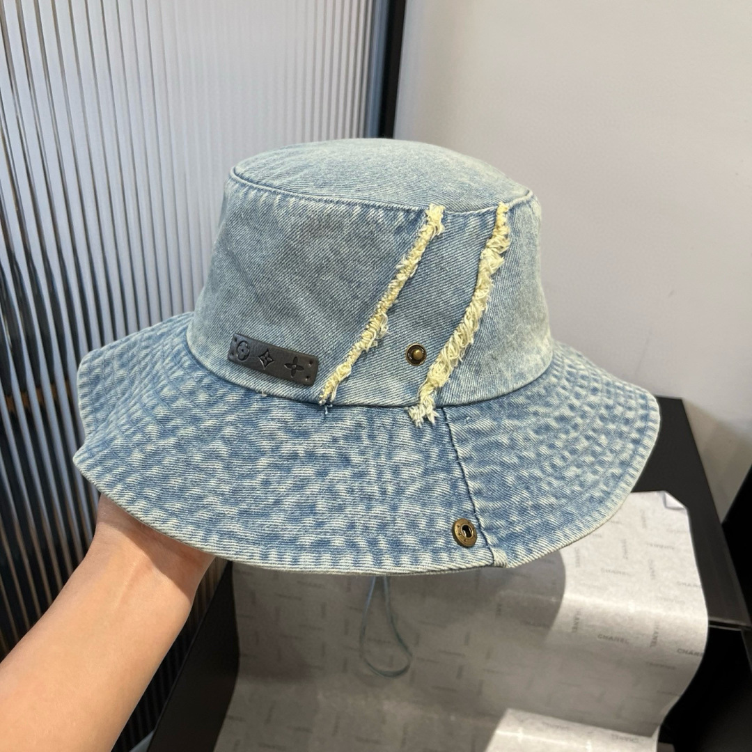 P

LV路易威登牛仔渔夫帽，头围57cm