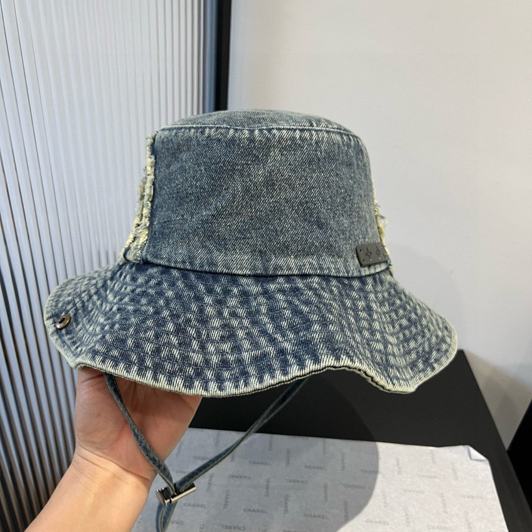 P

LV路易威登牛仔渔夫帽，头围57cm