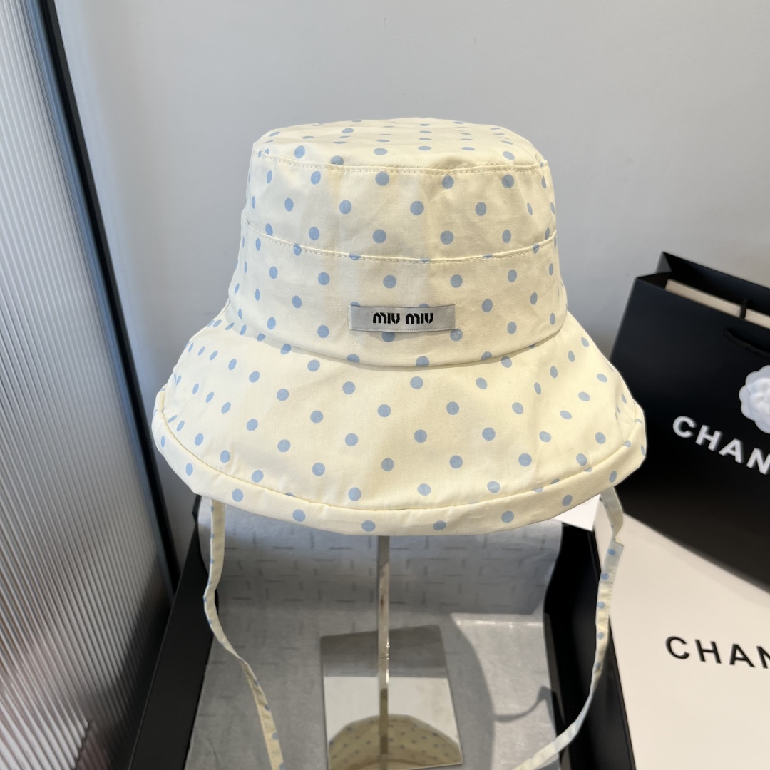 P

miumiu缪缪新款渔夫帽，遮阳帽，头围57cm