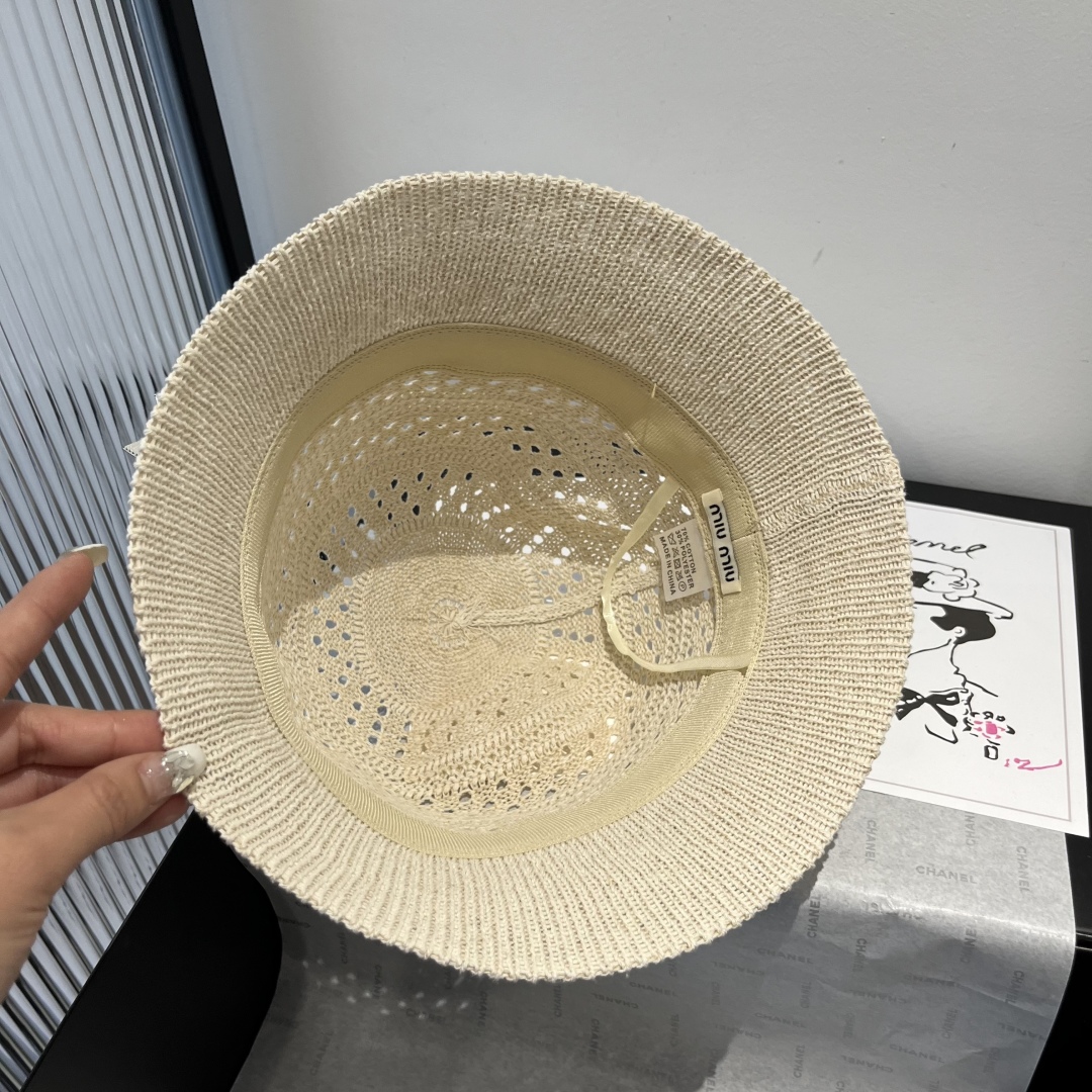 P
miumiu缪缪新款针织收购渔夫帽，头围57cm
