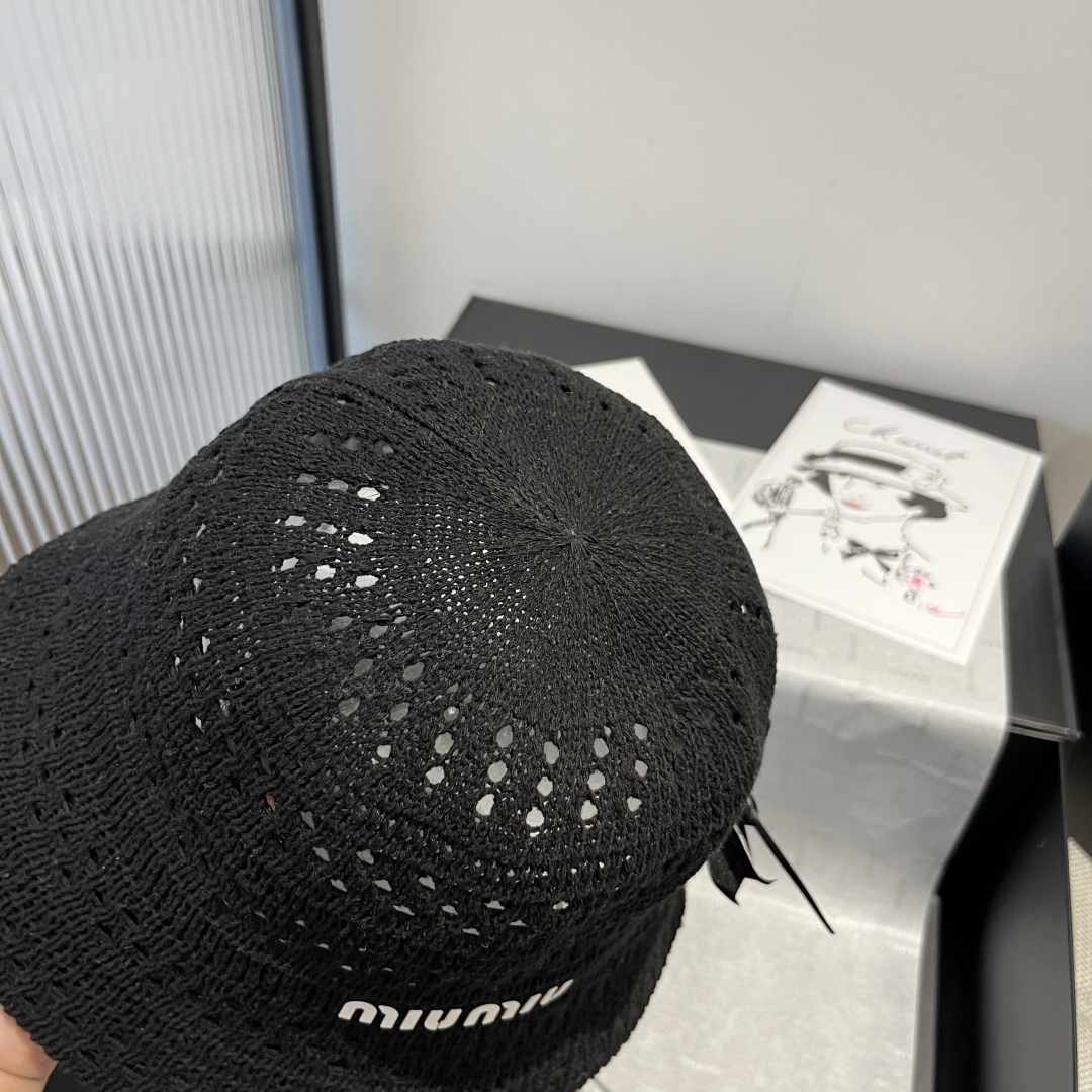 P
miumiu缪缪新款针织收购渔夫帽，头围57cm