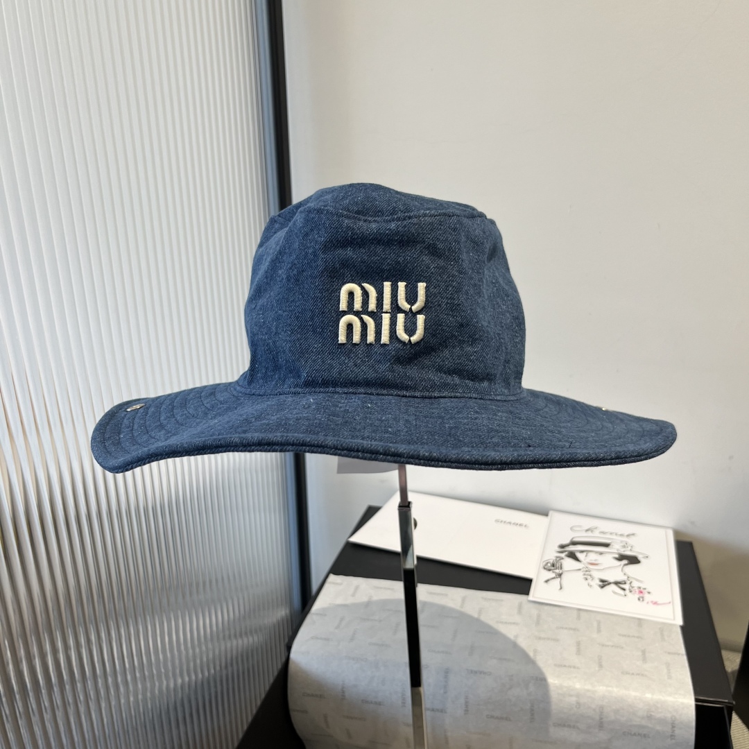 P

miumiu缪缪高端牛仔渔夫帽，原单品质，头围57cm