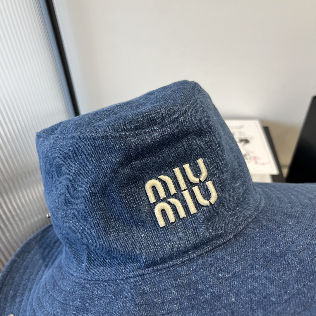 P

miumiu缪缪高端牛仔渔夫帽，原单品质，头围57cm