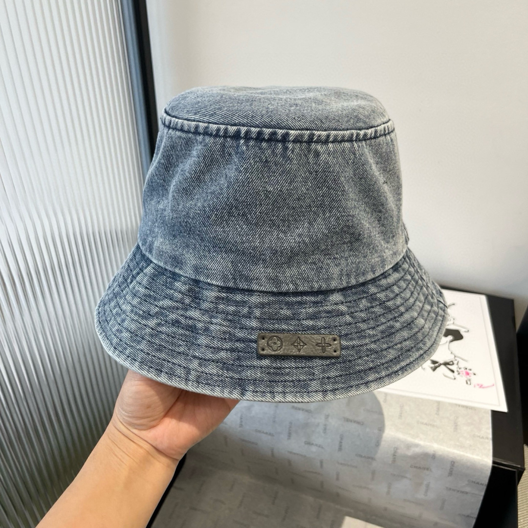 P

Lv牛仔渔夫帽、男女通用头围57cm