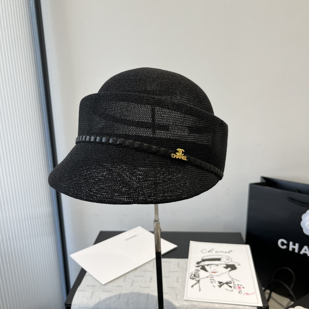 P

Chanel香奈儿新款鸭舌军帽，针织面料，轻盈舒适，头围57cm