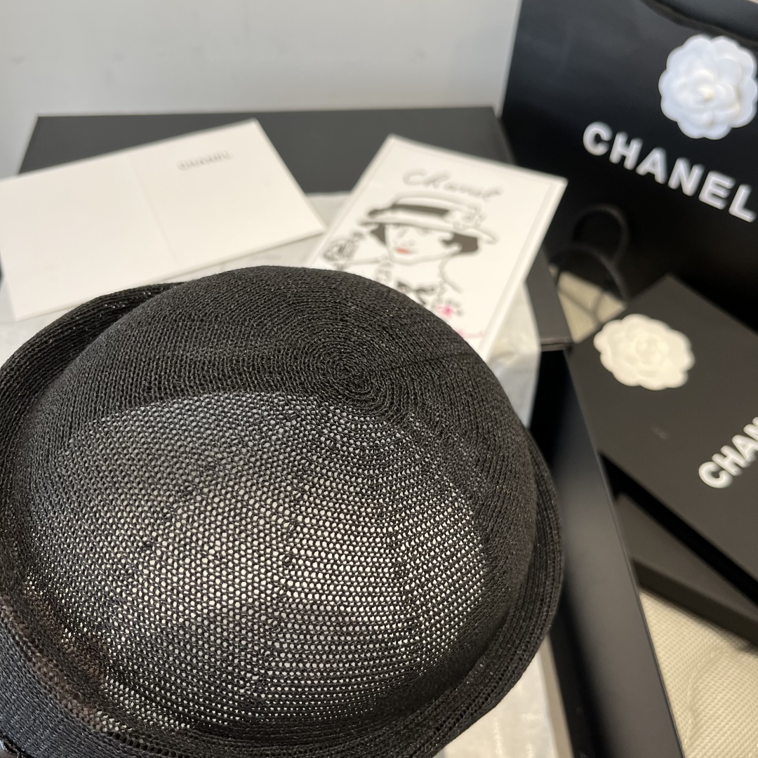 P

Chanel香奈儿新款鸭舌军帽，针织面料，轻盈舒适，头围57cm