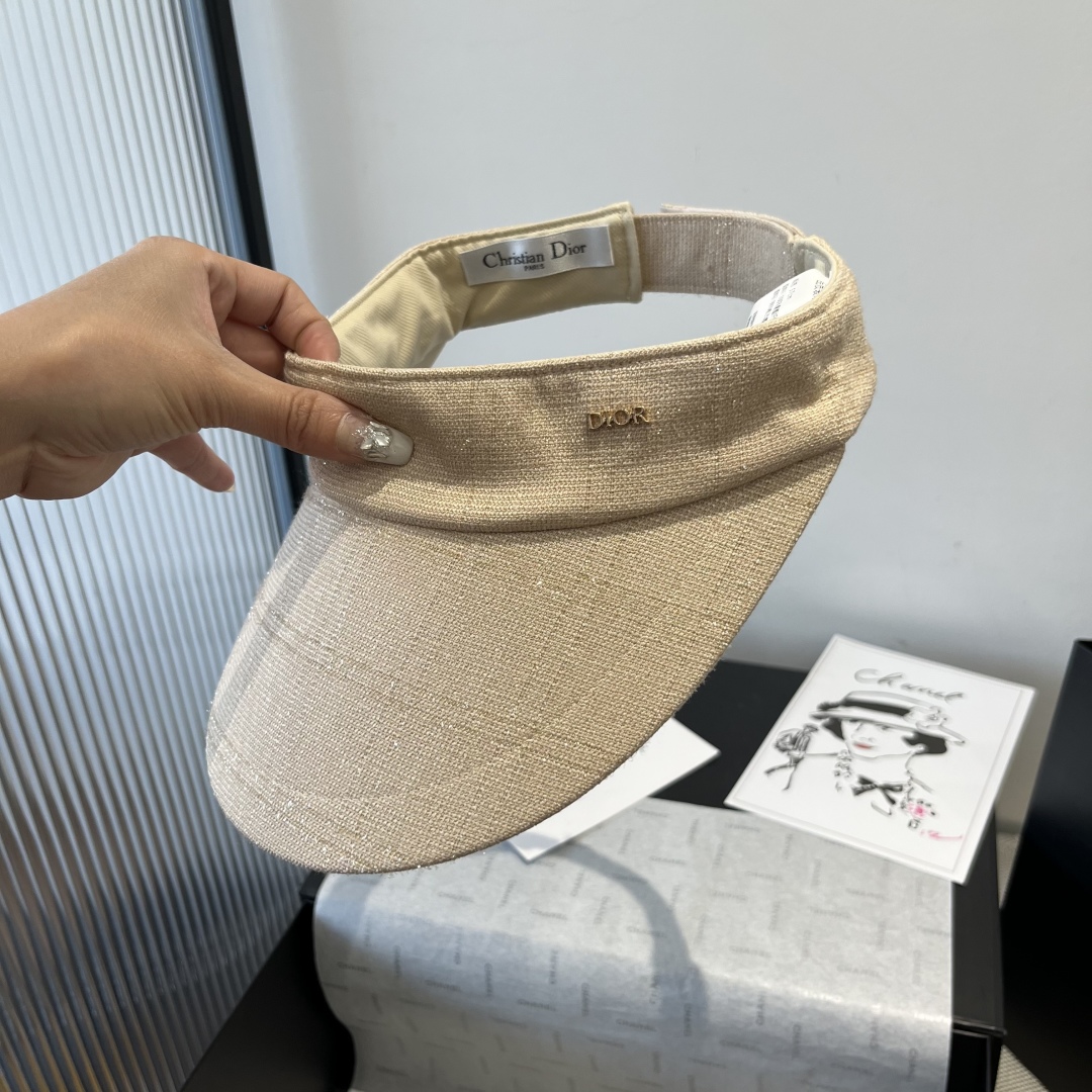 P

Dior迪奥原单空顶鸭舌帽，遮阳发箍，高端定制，带模塑贴条街