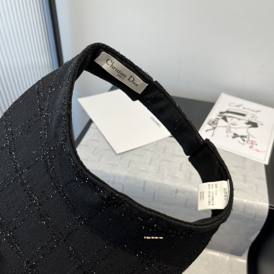 P

Dior迪奥原单空顶鸭舌帽，遮阳发箍，高端定制，带模塑贴条街