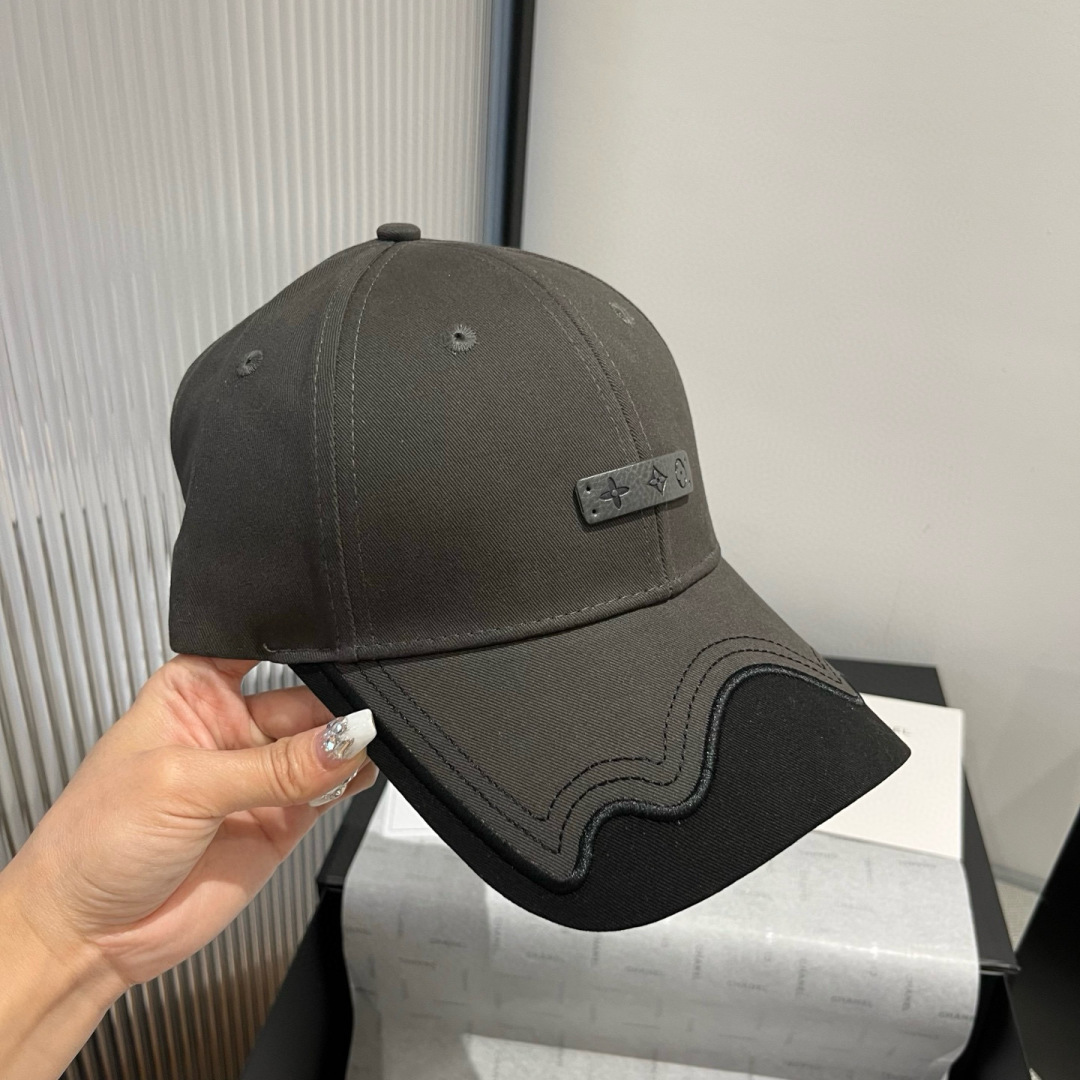 NO:227024,LV Louis Vuitton new baseball cap, head circumference 57cm hat, straw hat fisherman hat baseball cap, hat, louis vuitton, louis vuitton, espadrilles, hats19860909LV路易威登新款鸭舌帽,头围57cm帽子草帽渔夫帽棒球帽,帽子,louis vuitton,louis vuitton,espadrilles,hats,hat