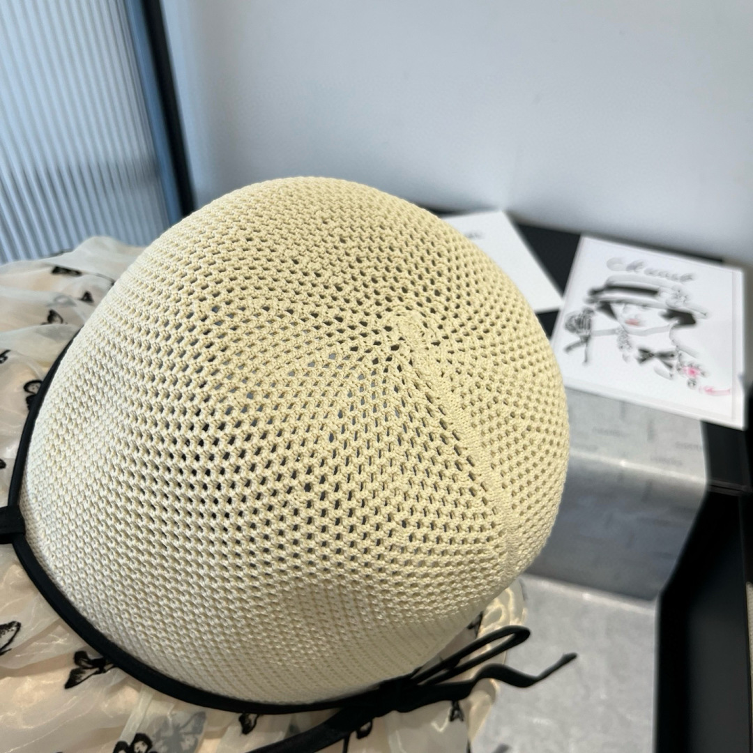 P

Gucci古奇新款灯笼帽，遮阳草帽，防紫外线帽檐，头围57cm