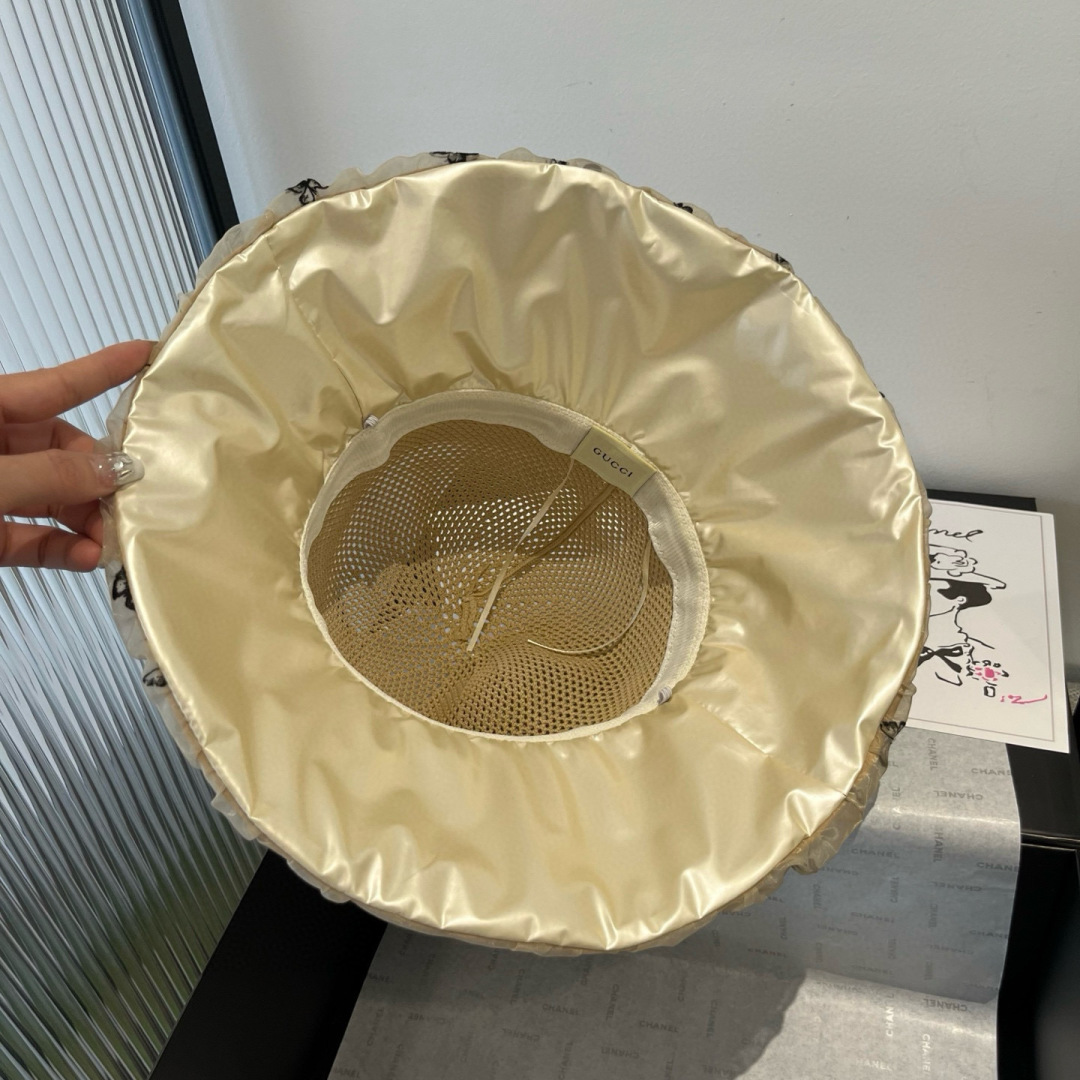 P

Gucci古奇新款灯笼帽，遮阳草帽，防紫外线帽檐，头围57cm
