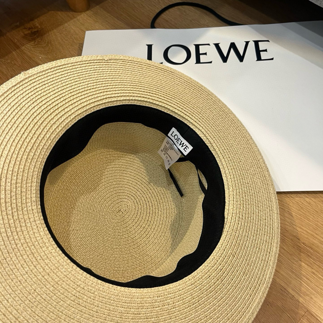 P

ＬＯＥＷＥ罗意威新款平顶草帽，礼帽，头围57cm