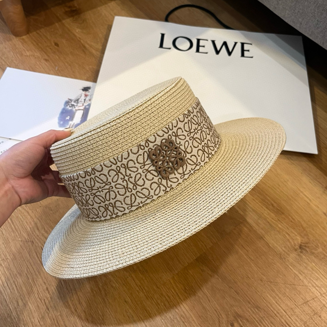 P

ＬＯＥＷＥ罗意威新款平顶草帽，礼帽，头围57cm