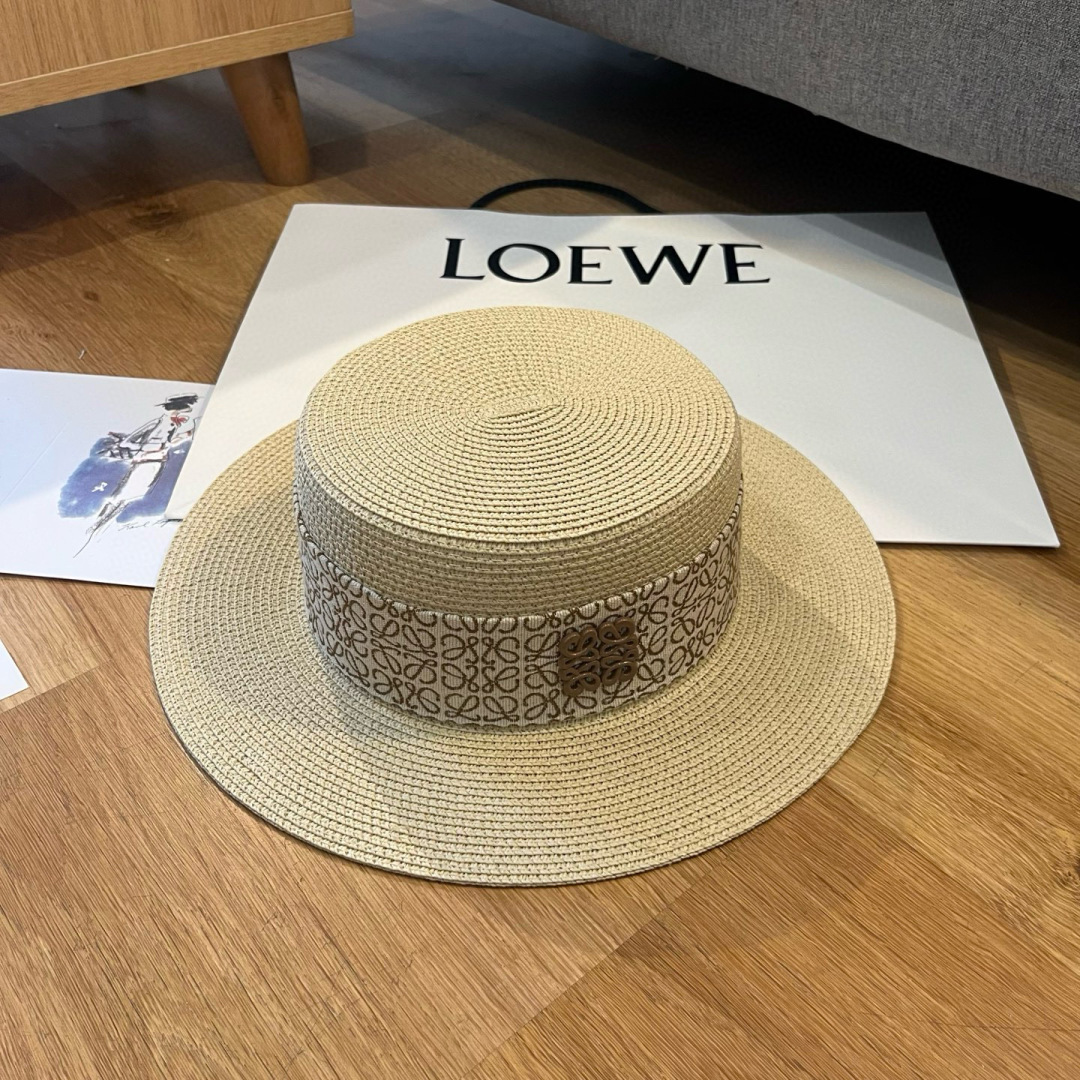 P

ＬＯＥＷＥ罗意威新款平顶草帽，礼帽，头围57cm