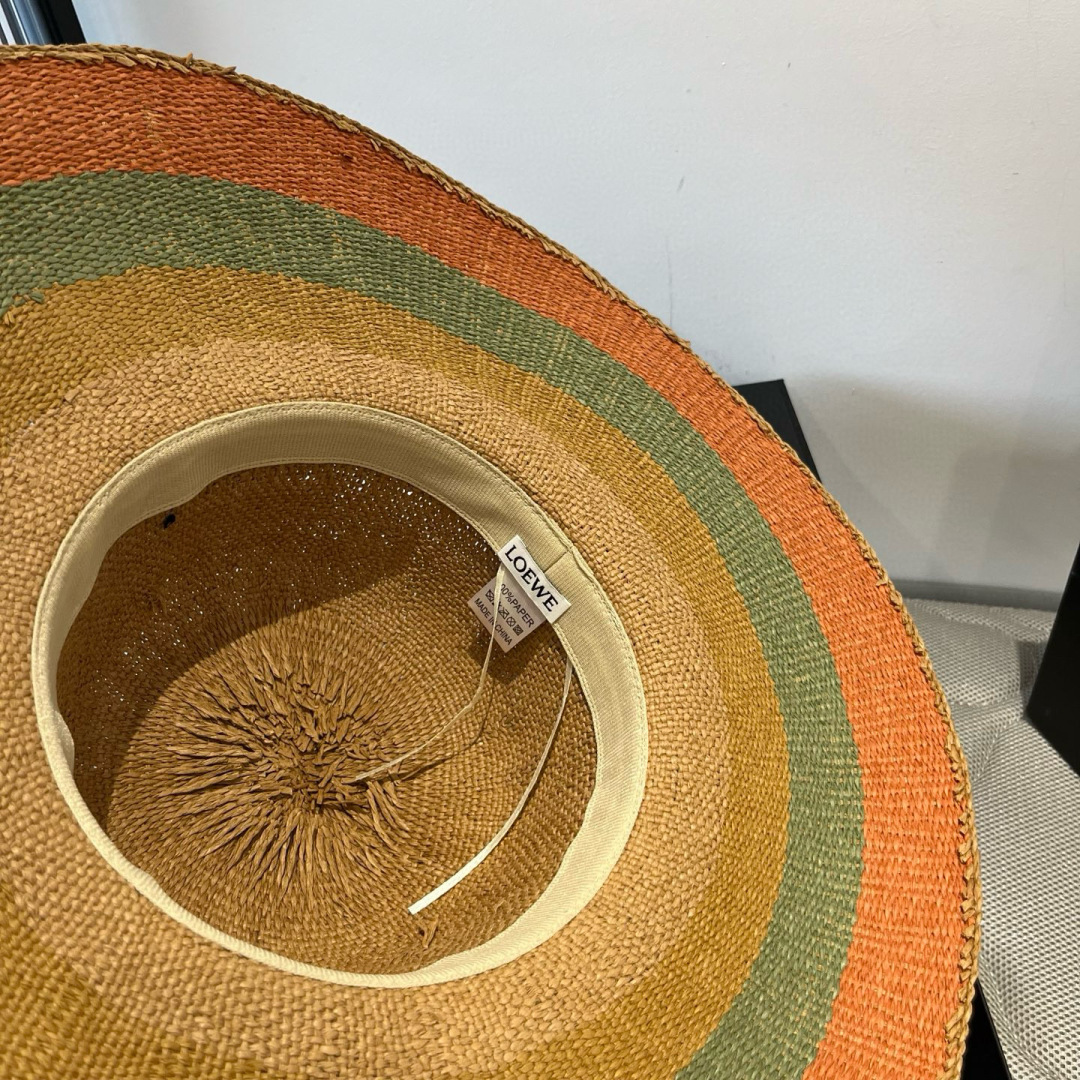 P

ＬＯＥＷＥ罗意威 新款草帽，手工钩织草编帽，大帽檐草帽，遮阳沙滩帽可折叠，携带方便，头围57cm