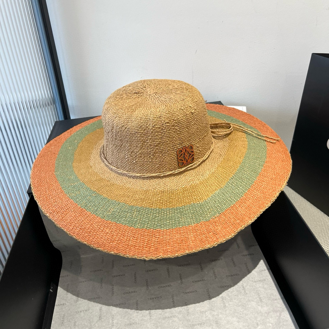 P

ＬＯＥＷＥ罗意威 新款草帽，手工钩织草编帽，大帽檐草帽，遮阳沙滩帽可折叠，携带方便，头围57cm