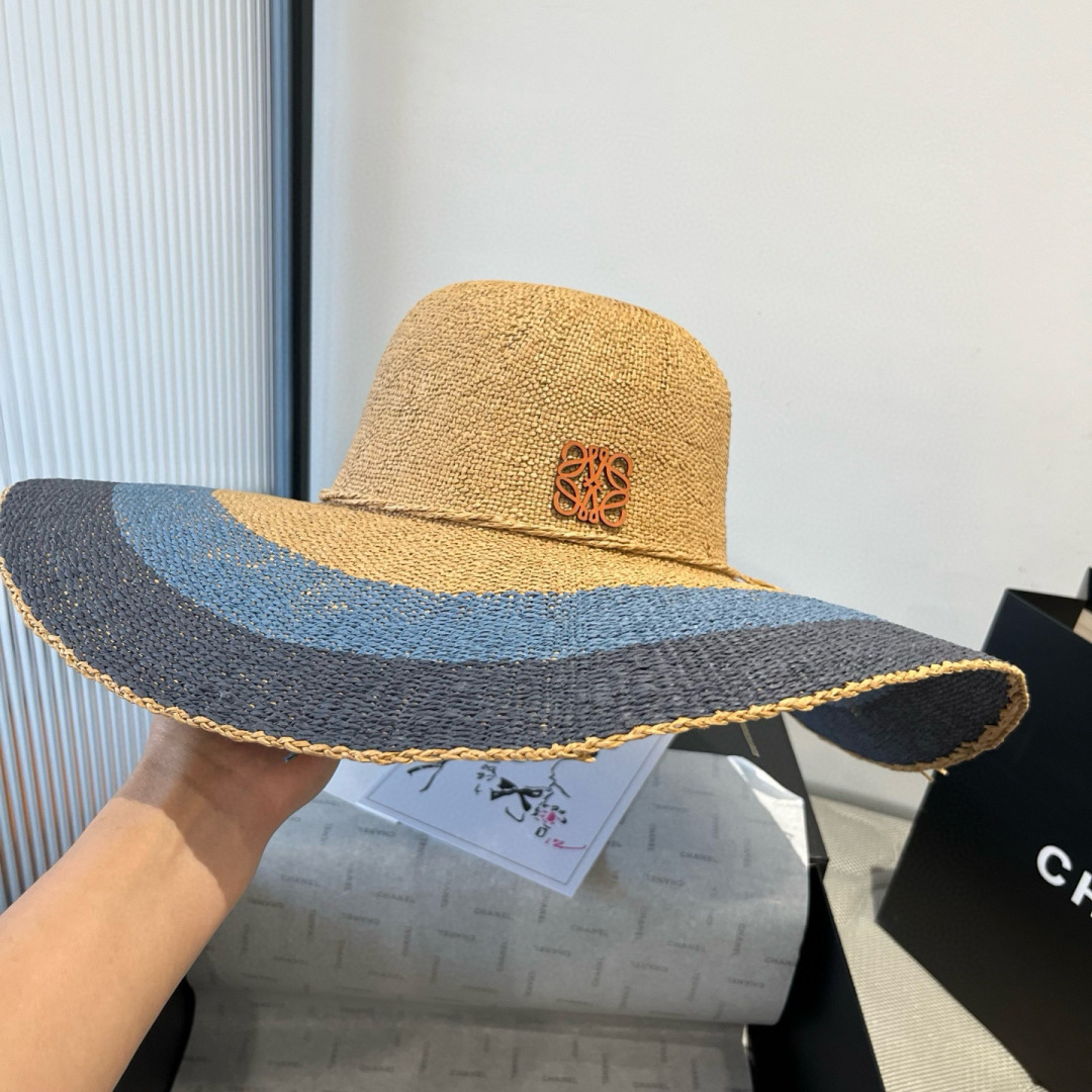 P

ＬＯＥＷＥ罗意威 新款草帽，手工钩织草编帽，大帽檐草帽，遮阳沙滩帽可折叠，携带方便，头围57cm