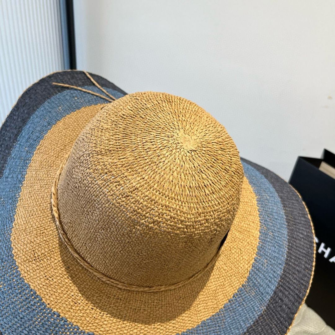 P

ＬＯＥＷＥ罗意威 新款草帽，手工钩织草编帽，大帽檐草帽，遮阳沙滩帽可折叠，携带方便，头围57cm