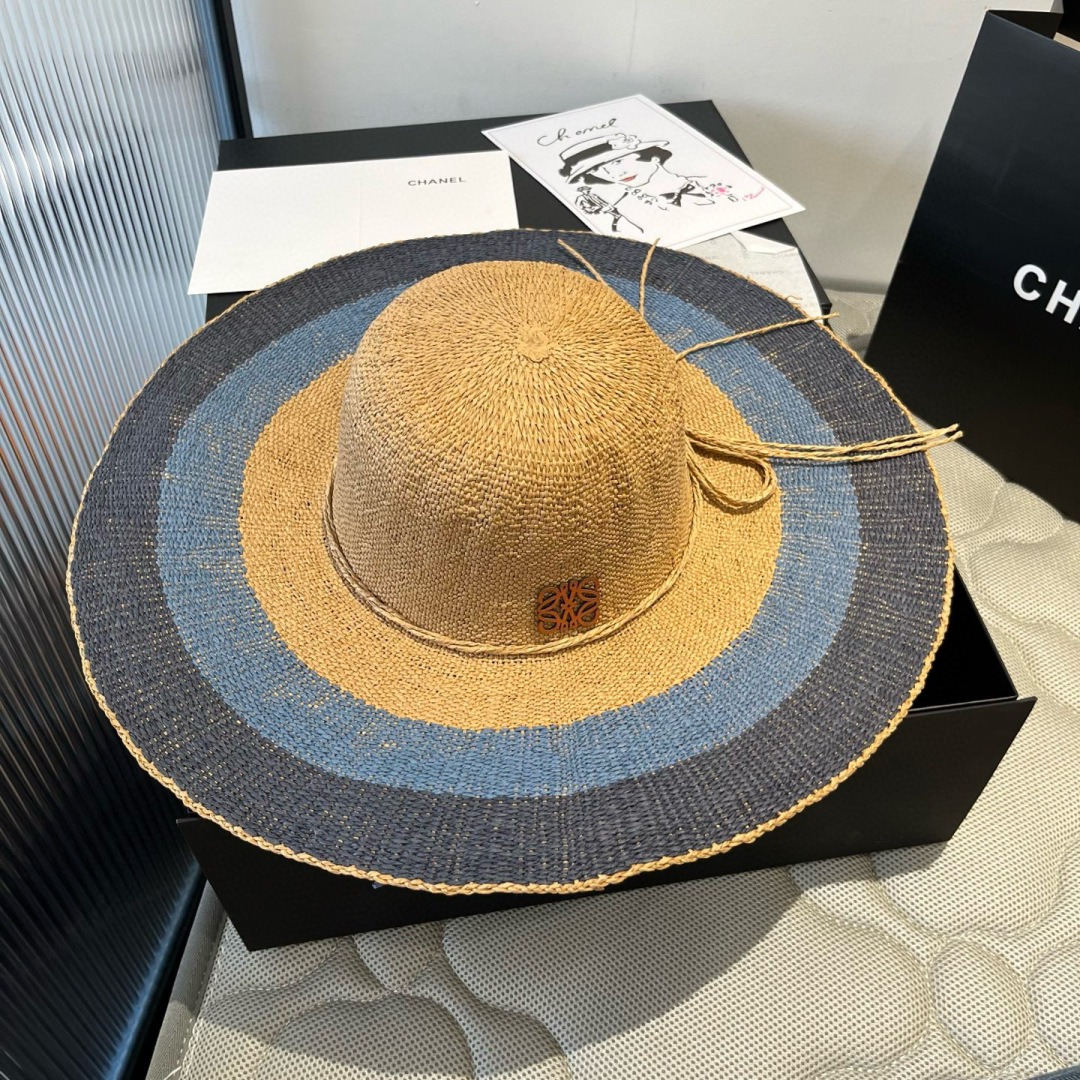 P

ＬＯＥＷＥ罗意威 新款草帽，手工钩织草编帽，大帽檐草帽，遮阳沙滩帽可折叠，携带方便，头围57cm