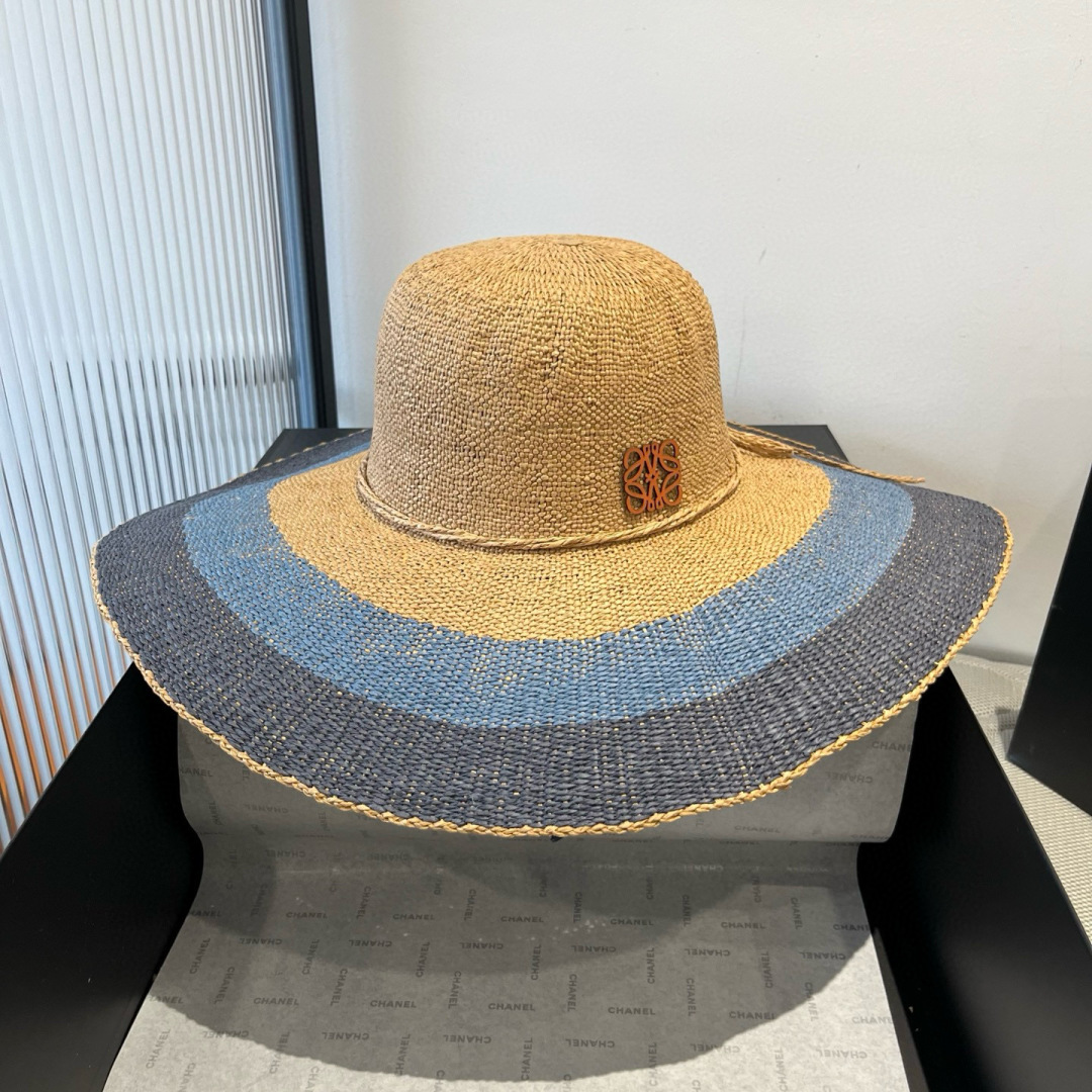 P

ＬＯＥＷＥ罗意威 新款草帽，手工钩织草编帽，大帽檐草帽，遮阳沙滩帽可折叠，携带方便，头围57cm