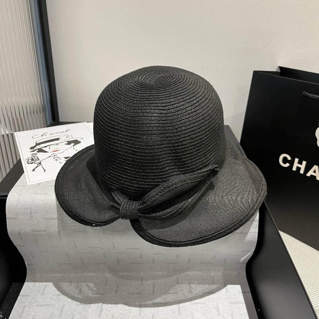 NO:227027,Chanel Chanel Straw Hat, Haute Couture, Head Circle 57cm. Hat Straw Hat Fisherman's Hat Baseball Hat, Hats, Chanel, Chanel, espadrilles, hats19860909Chanel香奈儿草帽,高级定制,头围57cm.帽子草帽渔夫帽棒球帽,帽子,chanel,chanel,espadrilles,hats,hat
