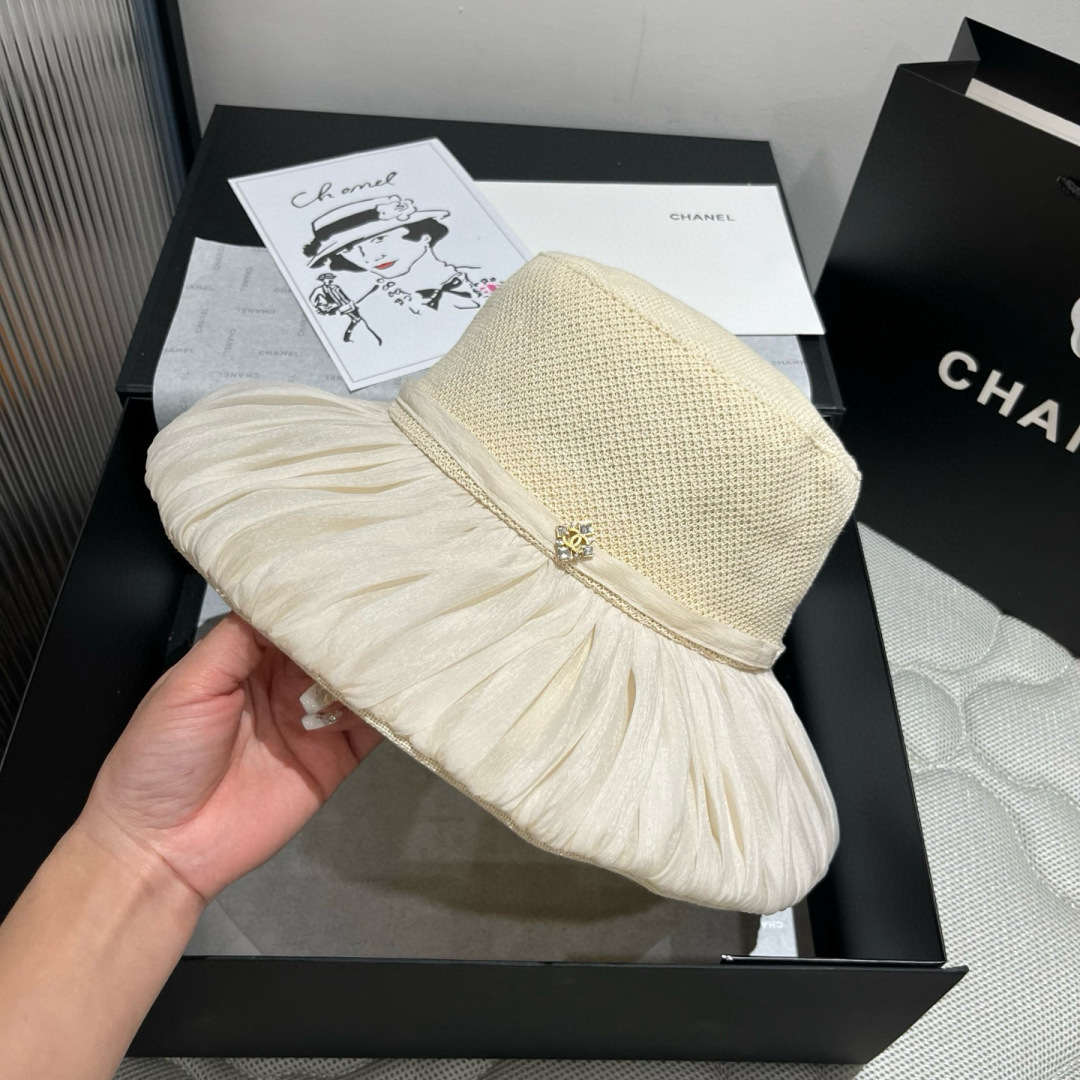 P

Chanel香奈儿新款灯笼帽，遮阳帽，可折叠，头围57cm