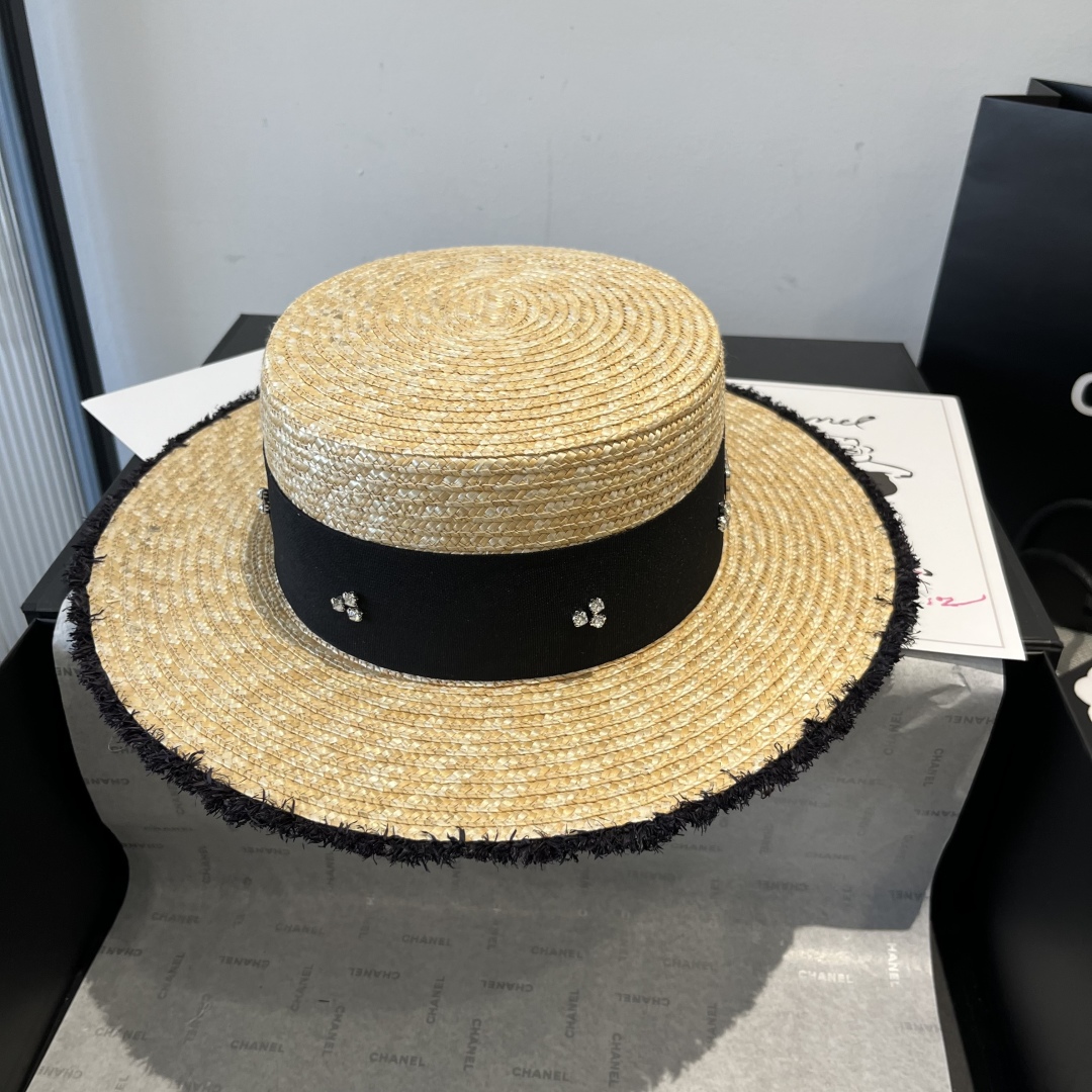 P

miumiu缪缪新款麦秆草平顶礼帽，头围57cm