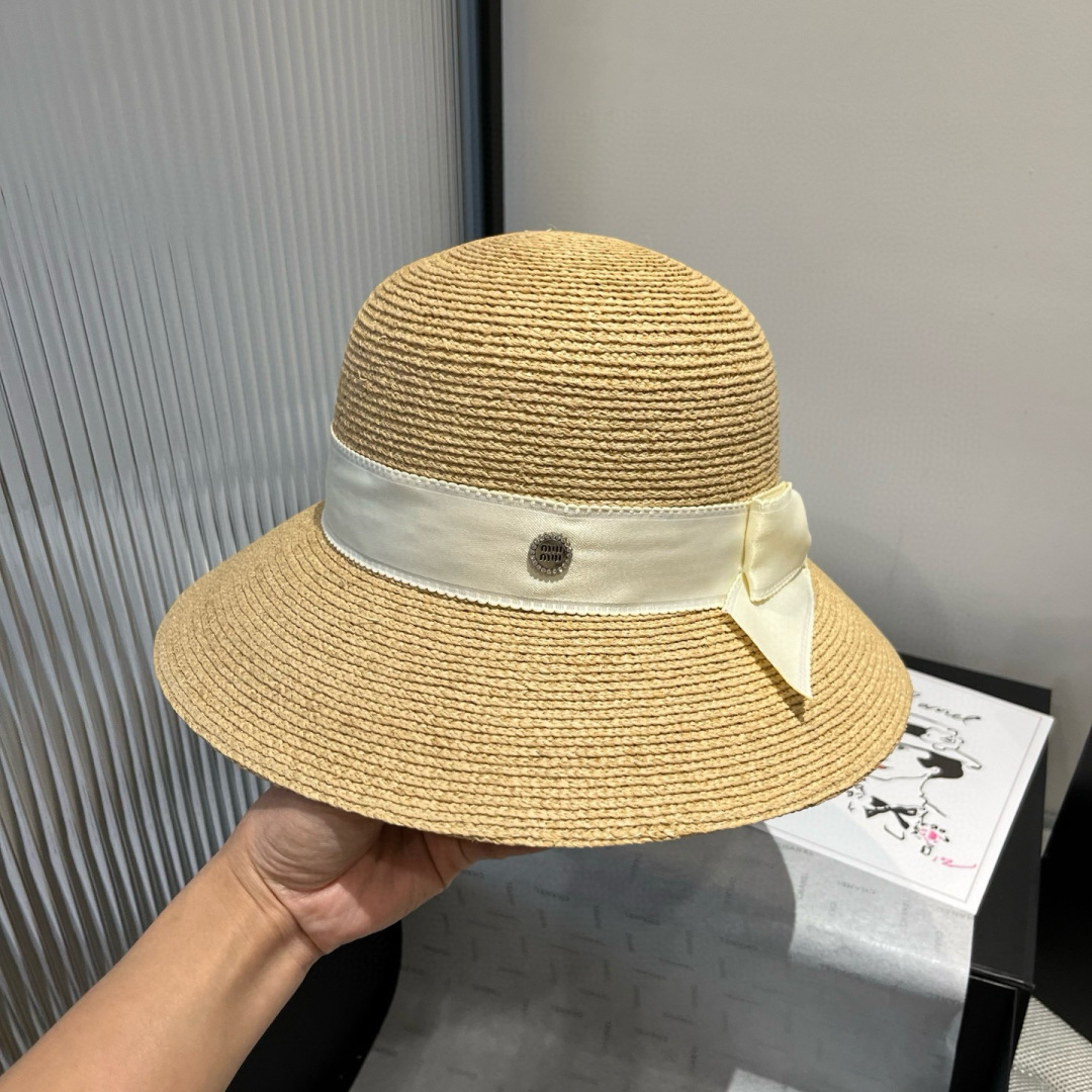 P

miumiu缪缪拉菲草盆帽，高端定制盆帽，头围57cm