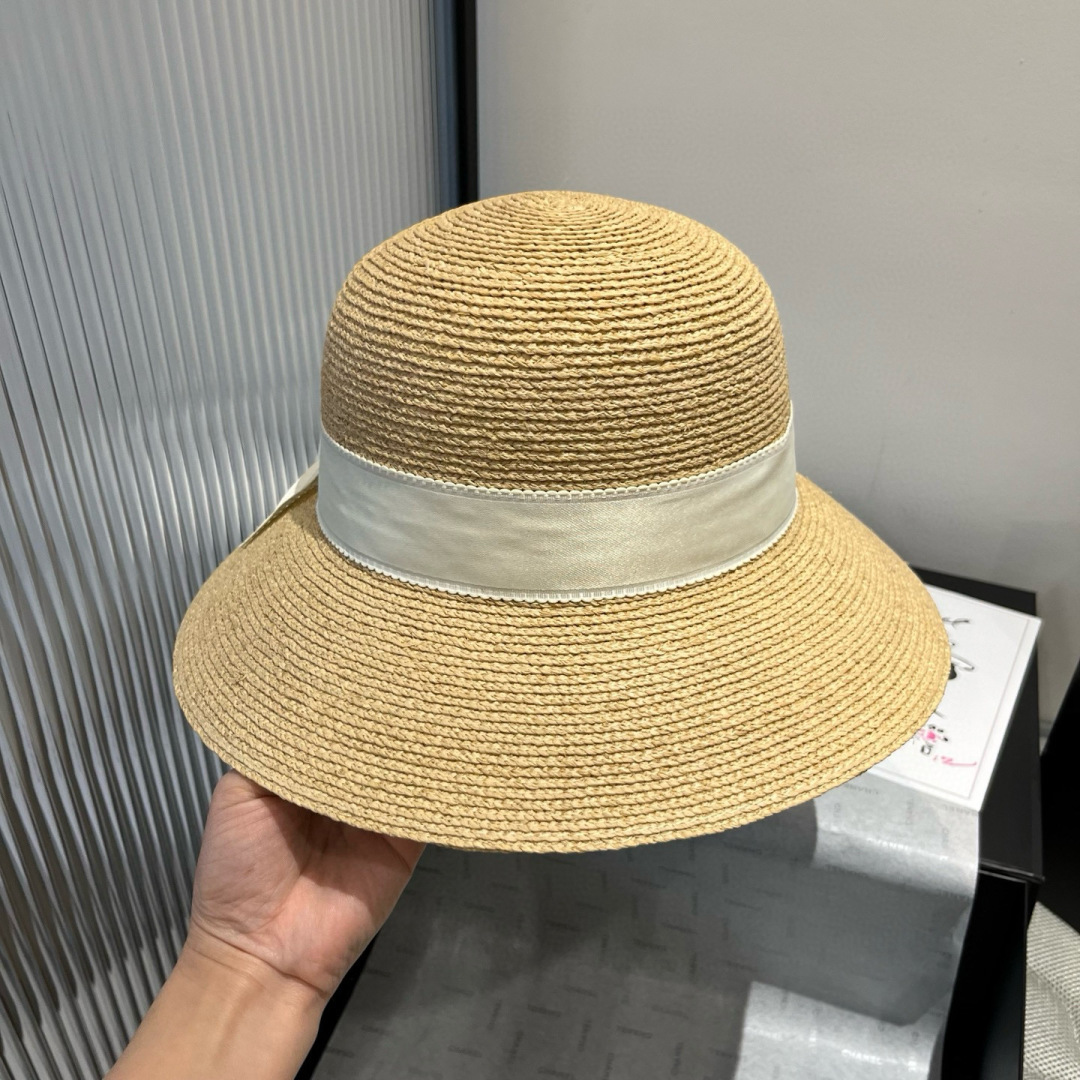 P

miumiu缪缪拉菲草盆帽，高端定制盆帽，头围57cm