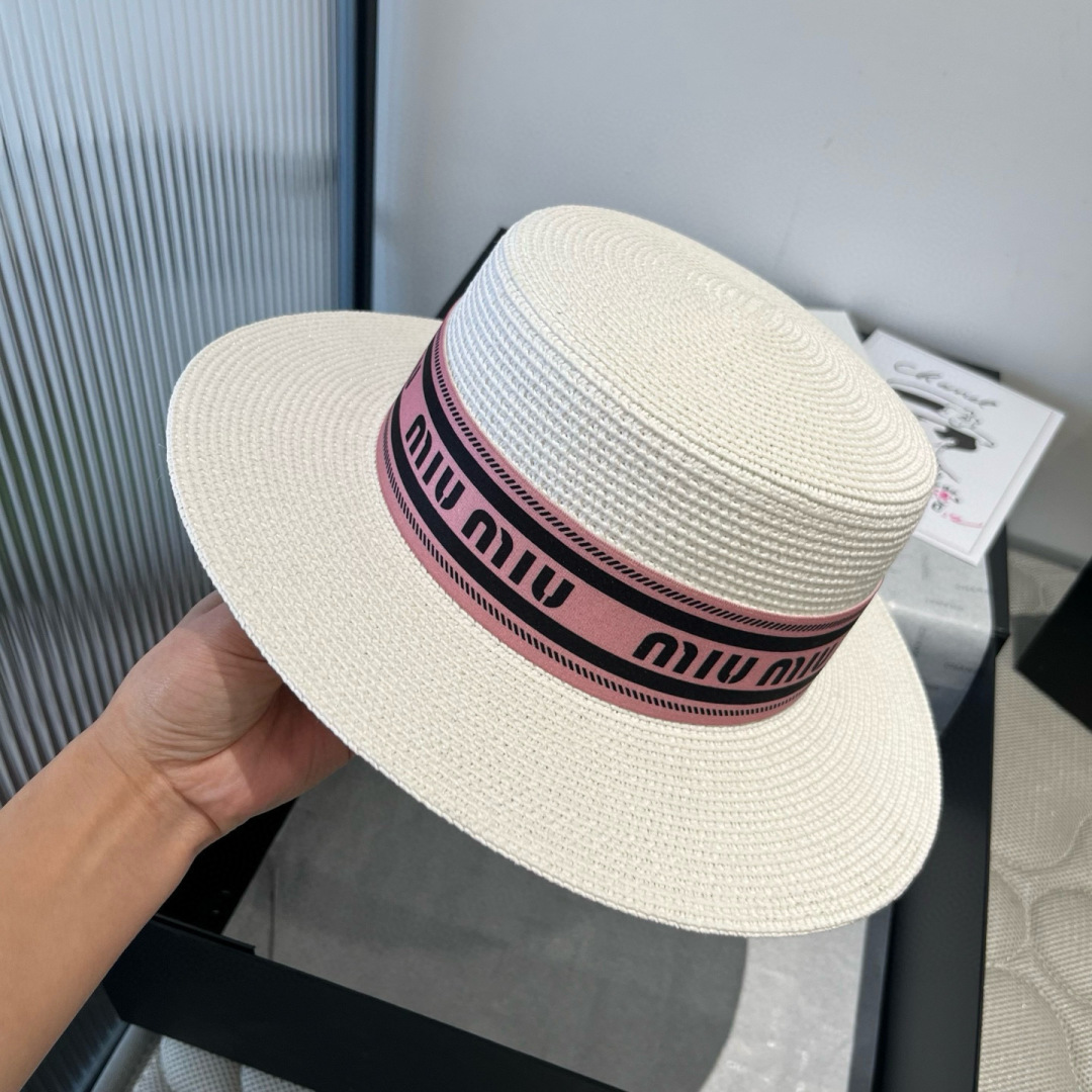 P

miumiu缪缪新款平顶礼帽，头围57cm