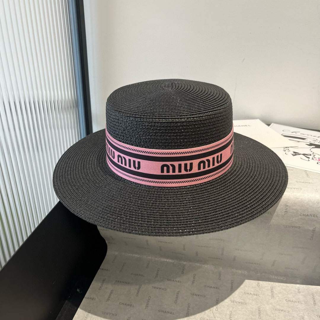P

miumiu缪缪新款平顶礼帽，头围57cm