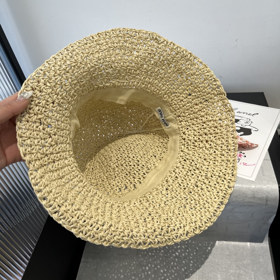 P

miumiu缪缪新款纸草遮阳帽，头围57cm