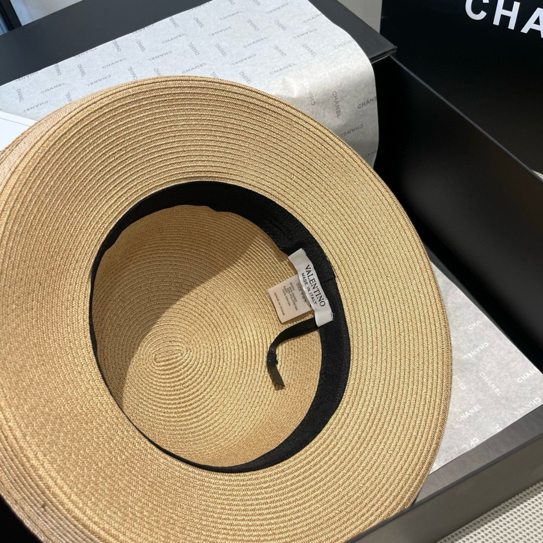 P

华伦天奴蝴蝶结盆帽，卷边蝴蝶结礼帽，头围57cm