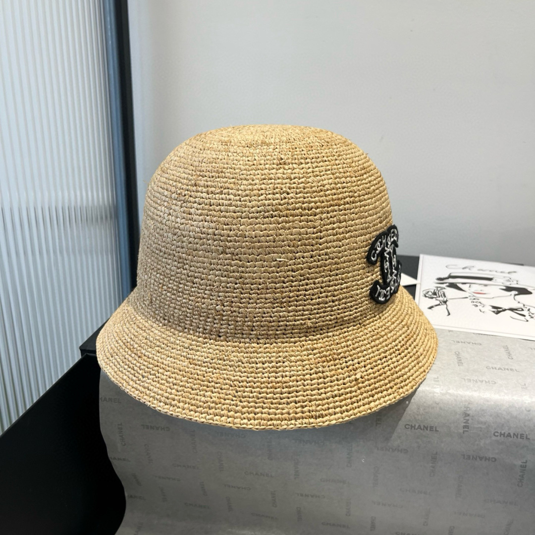P
Chanel香奈儿新款拉菲草帽，纯手钩草帽，可折叠，出游必备单品，头围57cm
