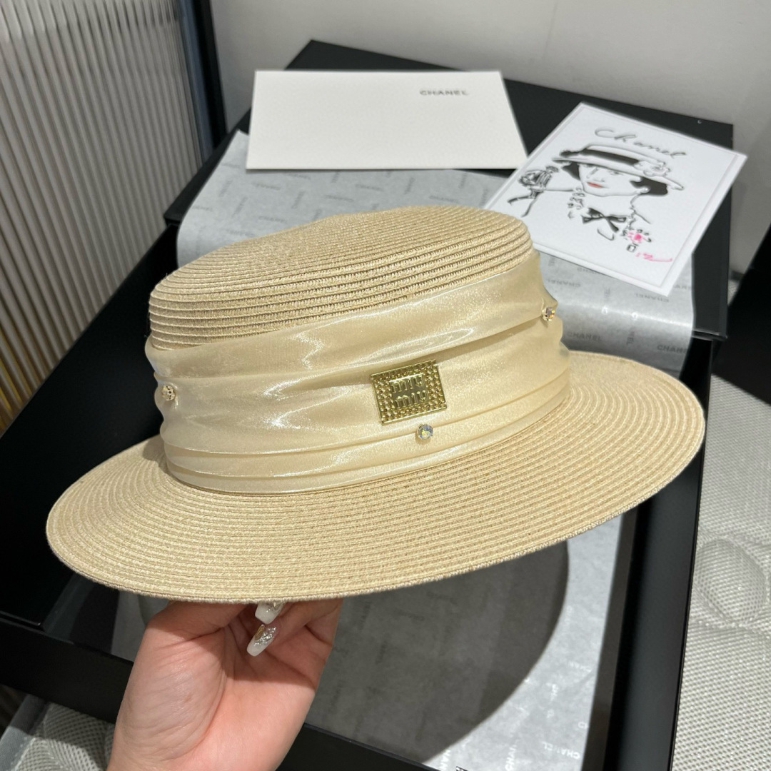 NO:227848,Miumiu Miu new top hat, high-end PP straw fabric, head circumference 57cm hat, straw hat, fisherman hat, baseball hat, hat, miumiu, espadrilles, hats19860909miumiu缪缪新款平顶礼帽,高级PP草面料,头围57cm帽子草帽渔夫帽棒球帽,帽子,miumiu,espadrilles,hats,hat