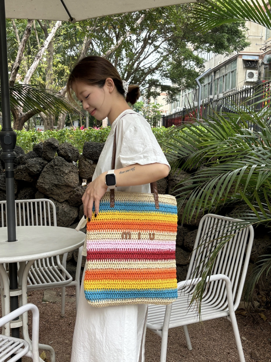 NO:227981,Miumiu Miumi straw weaving bag, rainbow shoulder straw bag, 39*35 hat straw hat fisherman hat baseball hat, hat, miumiu, espadrilles, espadrilles, hats19860909miumiu缪缪草编包,彩虹单肩草包,39*35 帽子草帽渔夫帽棒球帽,帽子,miumiu,espadrilles,espadrilles,hats,hat