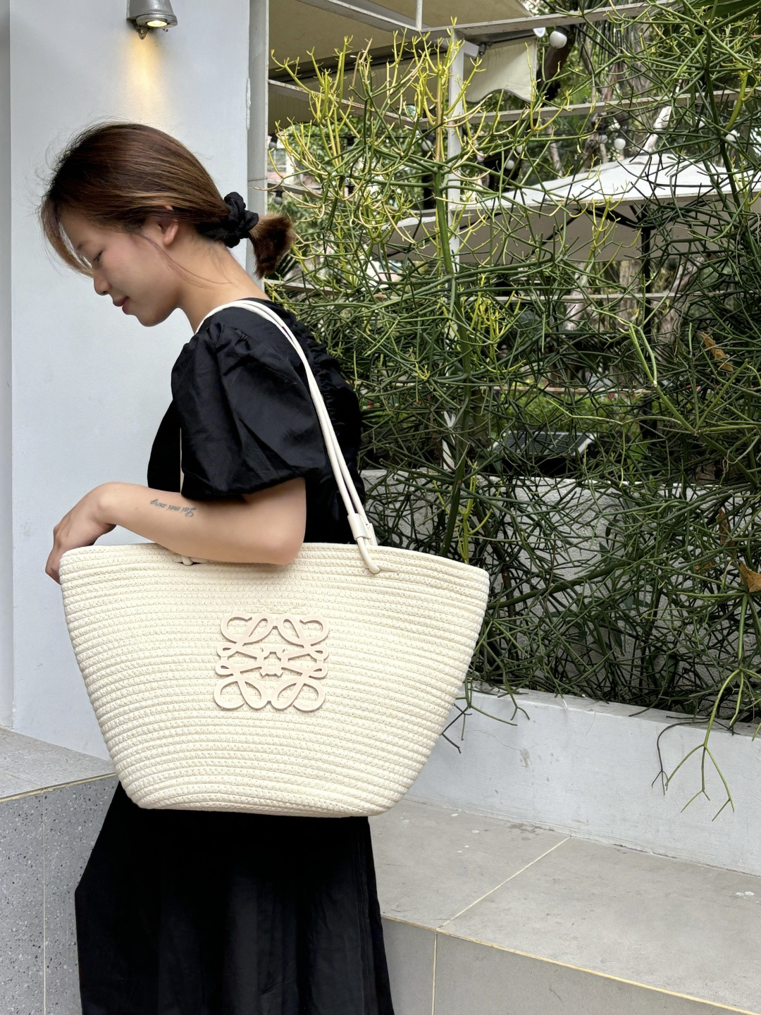 NO:227993,LOEWE new woven bag, lazy style, essential hat for summer travel, straw hat fisherman hat baseball hat, hat, loewe, loewe, espadrilles, hats19860909LOEWE罗意威新款编织包,慵懒风,夏日出游搭衣必备帽子草帽渔夫帽棒球帽,帽子,loewe,loewe,espadrilles,hats,hat