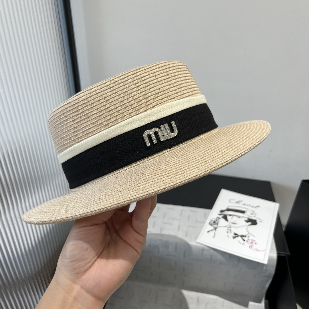 NO:228303,Miumiu Miu new top hat, Taiwan PP straw making, head circumference 57cm hat, straw hat, fisherman hat, baseball hat, hat, miumiu, espadrilles, hats19860909miumiu缪缪新款平顶礼帽,台湾PP草制作,头围57cm帽子草帽渔夫帽棒球帽,帽子,miumiu,espadrilles,hats,hat
