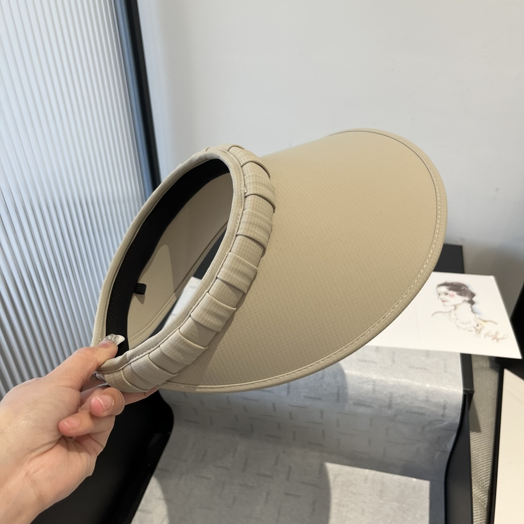 NO:228286,Prada new sun hat sun hat headband hat straw hat fisherman hat baseball hat, hat, prada, espadrilles, hats19860909普拉达新款遮阳帽遮阳发箍帽子草帽渔夫帽棒球帽,帽子,prada,espadrilles,hats,hat