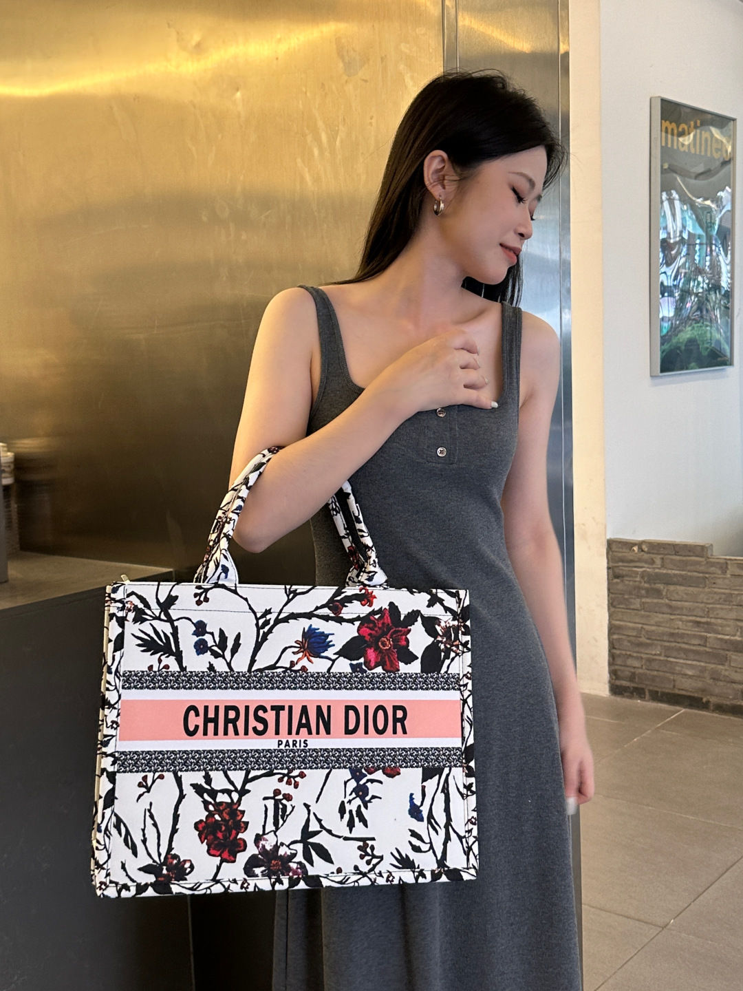 NO:229272,Dior Canvas Tote Shopping Bag, essential specifications for summer travel clothing, 42*32*13 hat Straw hat Fisherman hat Baseball hat, hat, dior, dior, espadrilles, hats19860909Dior迪奥帆布托特购物袋,夏日出游搭衣必备规格,42*32*13帽子草帽渔夫帽棒球帽,帽子,dior,dior,espadrilles,hats,hat