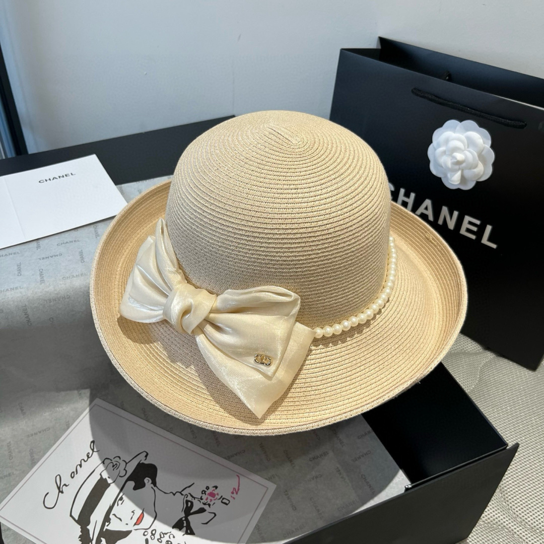 [Valentino Hats]
